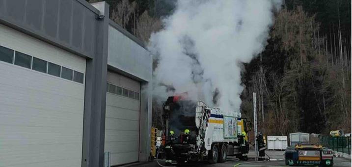 ff-sterzing-brand-muellauto-03-2025