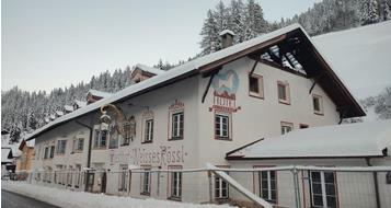 gasthaus-weisses-roessl-gries-am-brenner-foto-2023-12-03-c-initiative-denkmalschutz-162644-kl